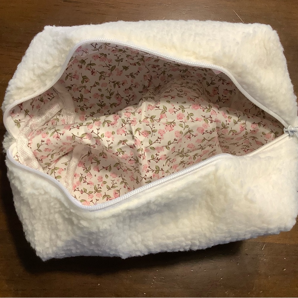 New Soft Furry Makeup Pouch